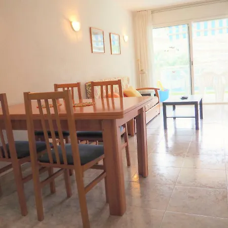 Montserrat Roig 1 Apartamento 301 * Salou