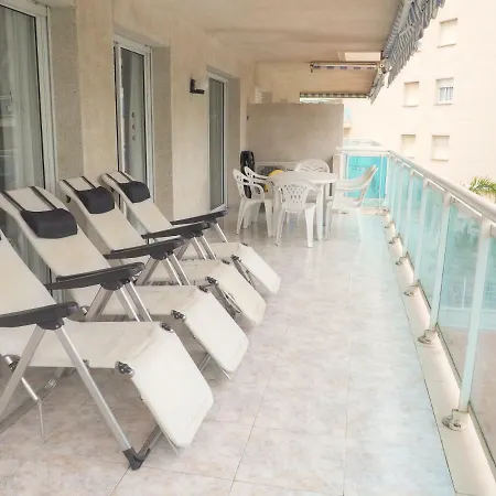 Montserrat Roig 1 Apartamento 301 Apartment *
